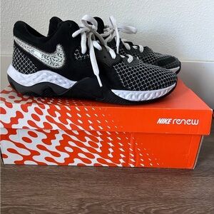 Nike Renew Elevate 2 men’s black and white shoes